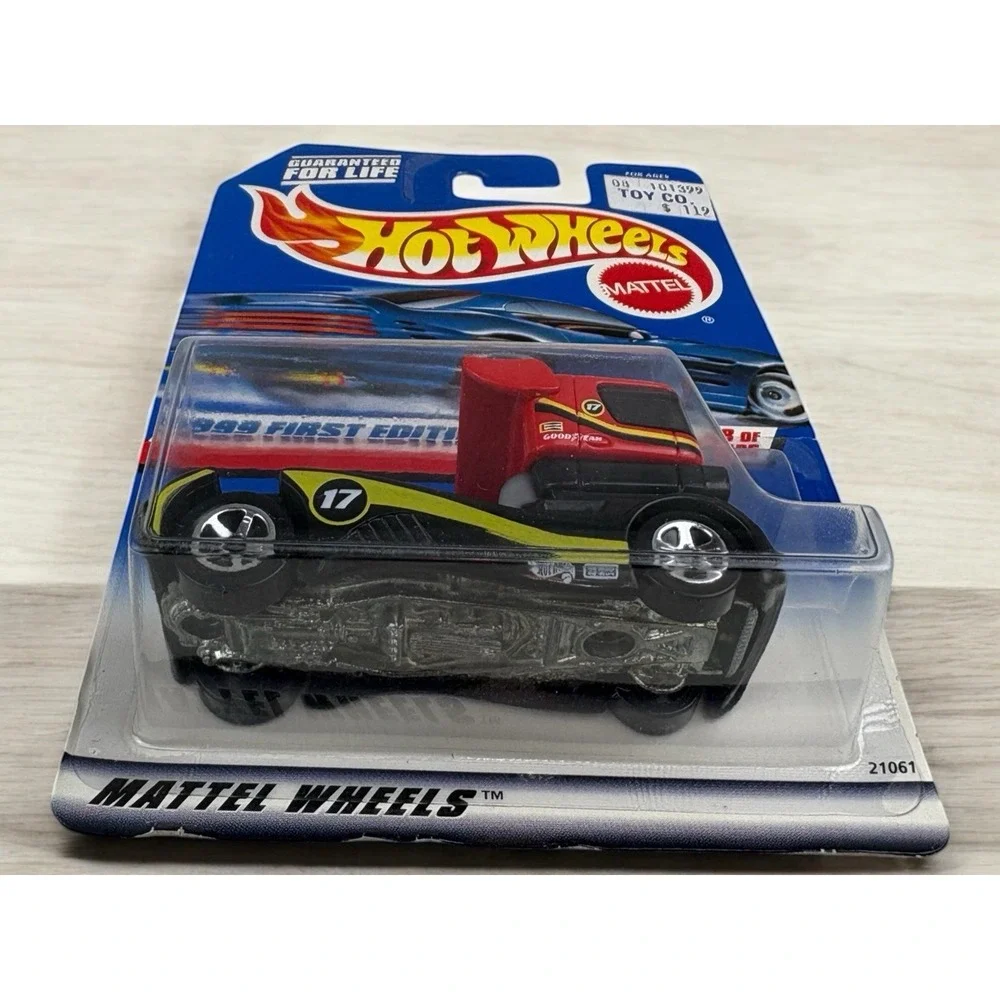 Hot Wheels Semi-Fast 1999 First Editions 8 Of 26 Collector #914  Red